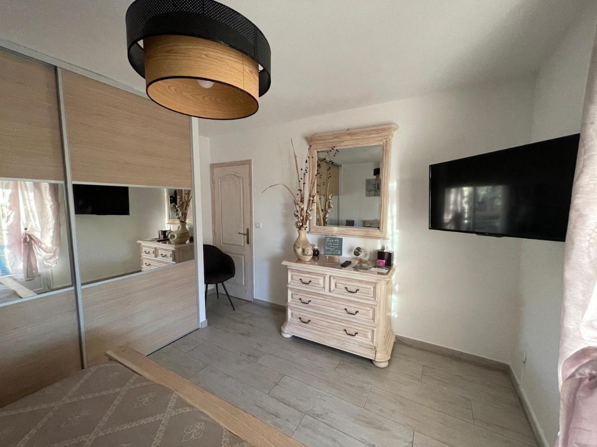 Chez Muriel Et Yves La Londe-les-Maures Eksteriør bilde